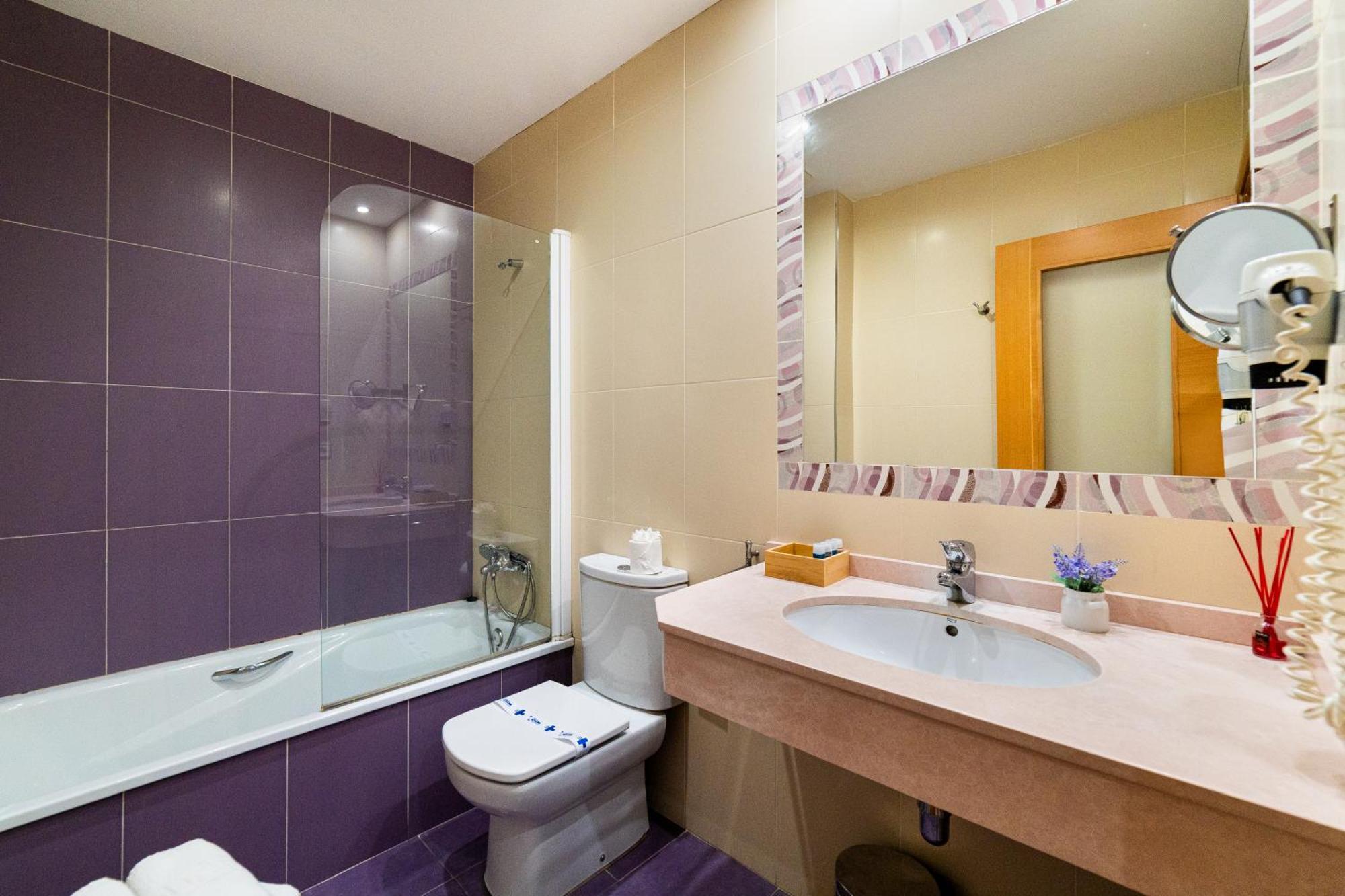 Hotel Puerta De Cazorla Kültér fotó