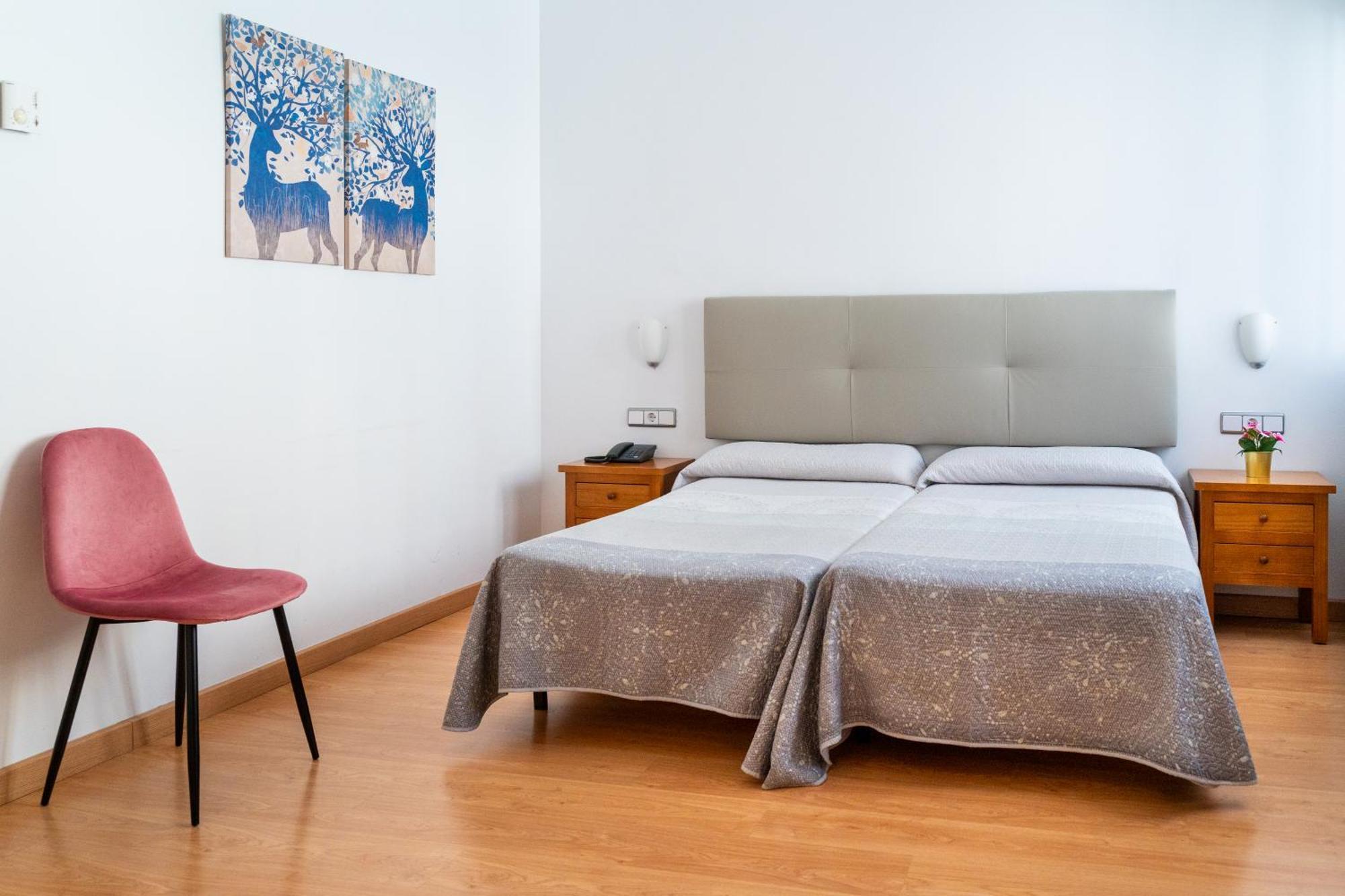 Hotel Puerta De Cazorla Kültér fotó