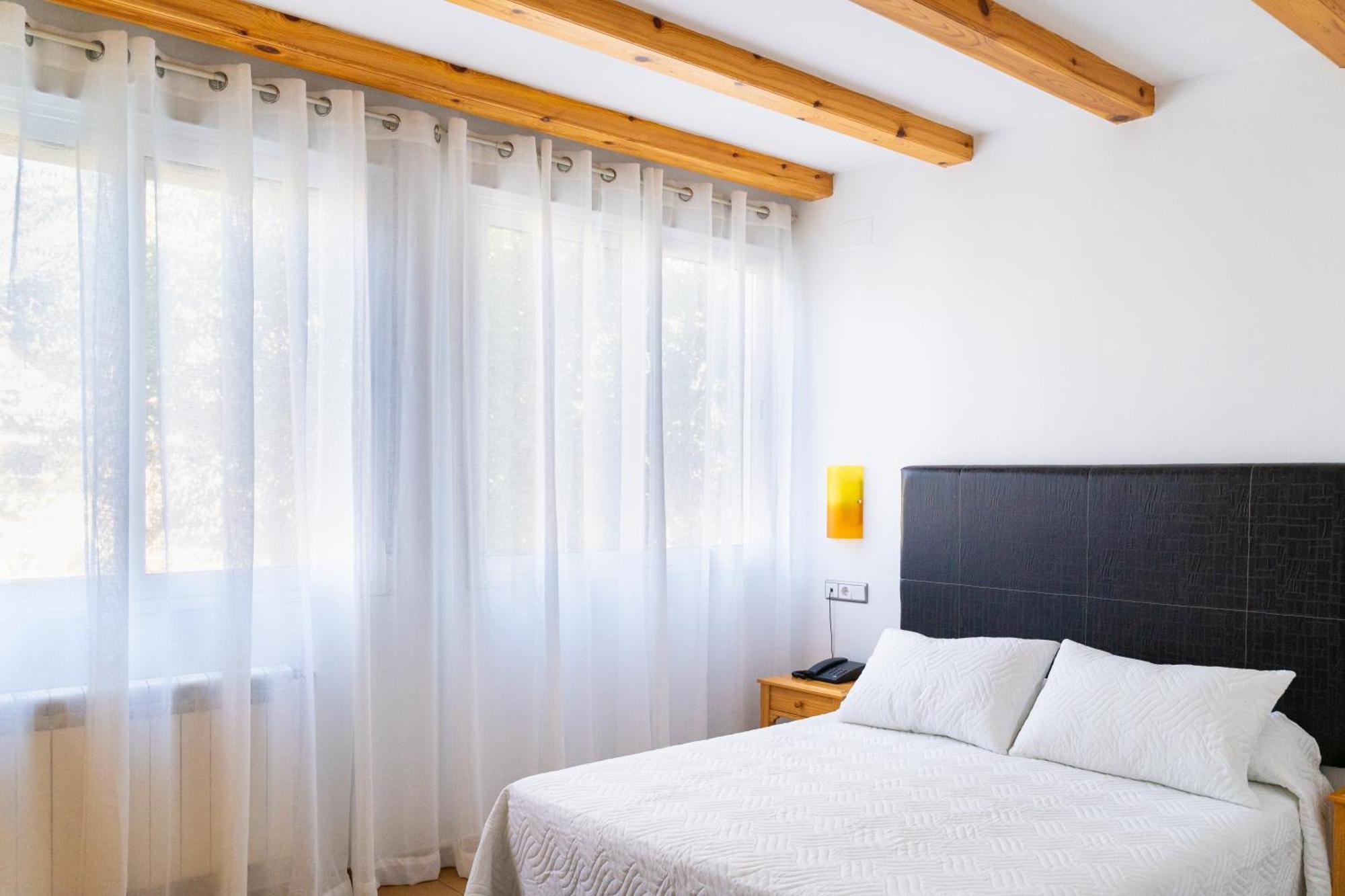Hotel Puerta De Cazorla Kültér fotó
